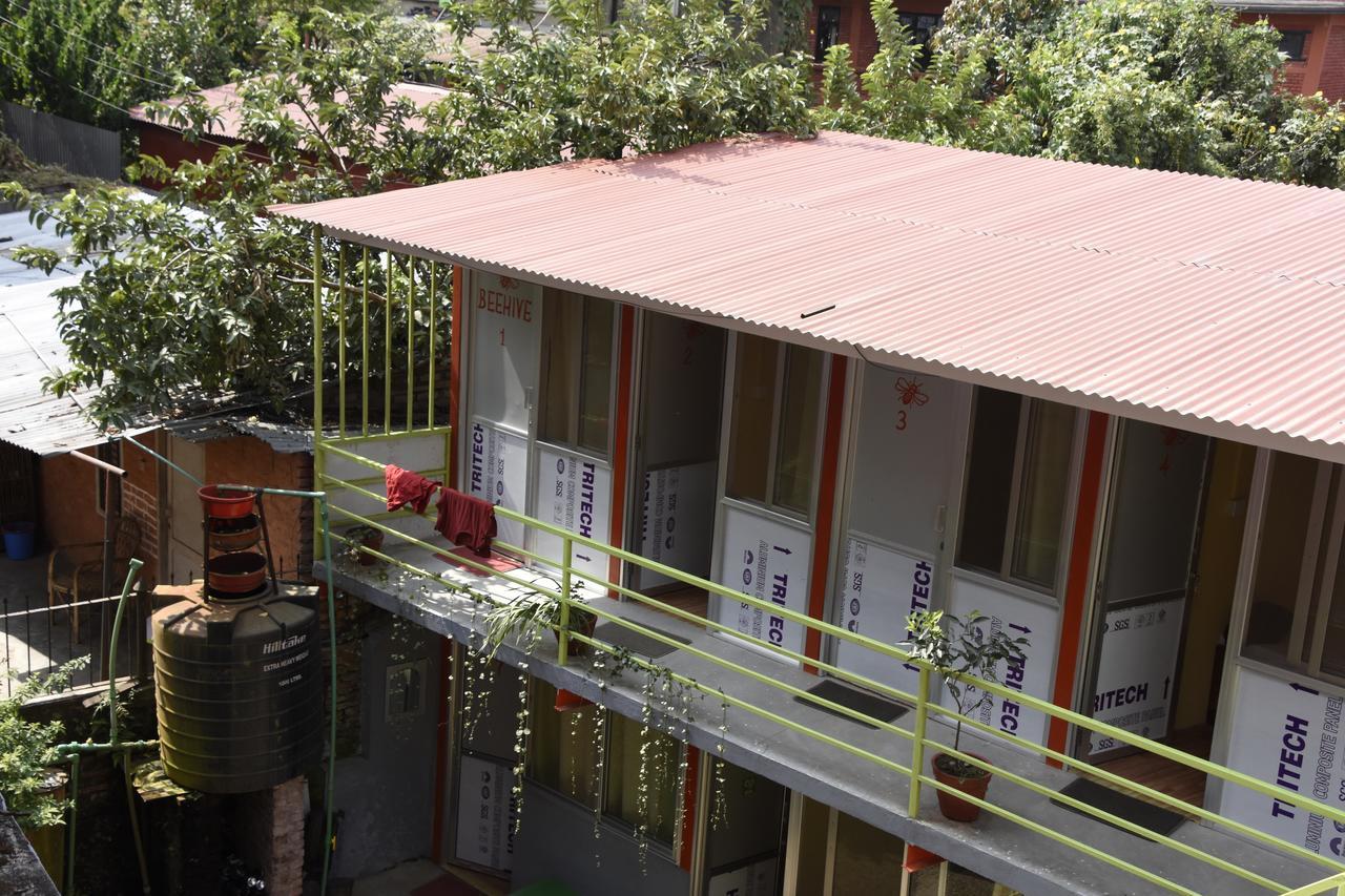 Beehive Hostel Katmandú Exterior foto