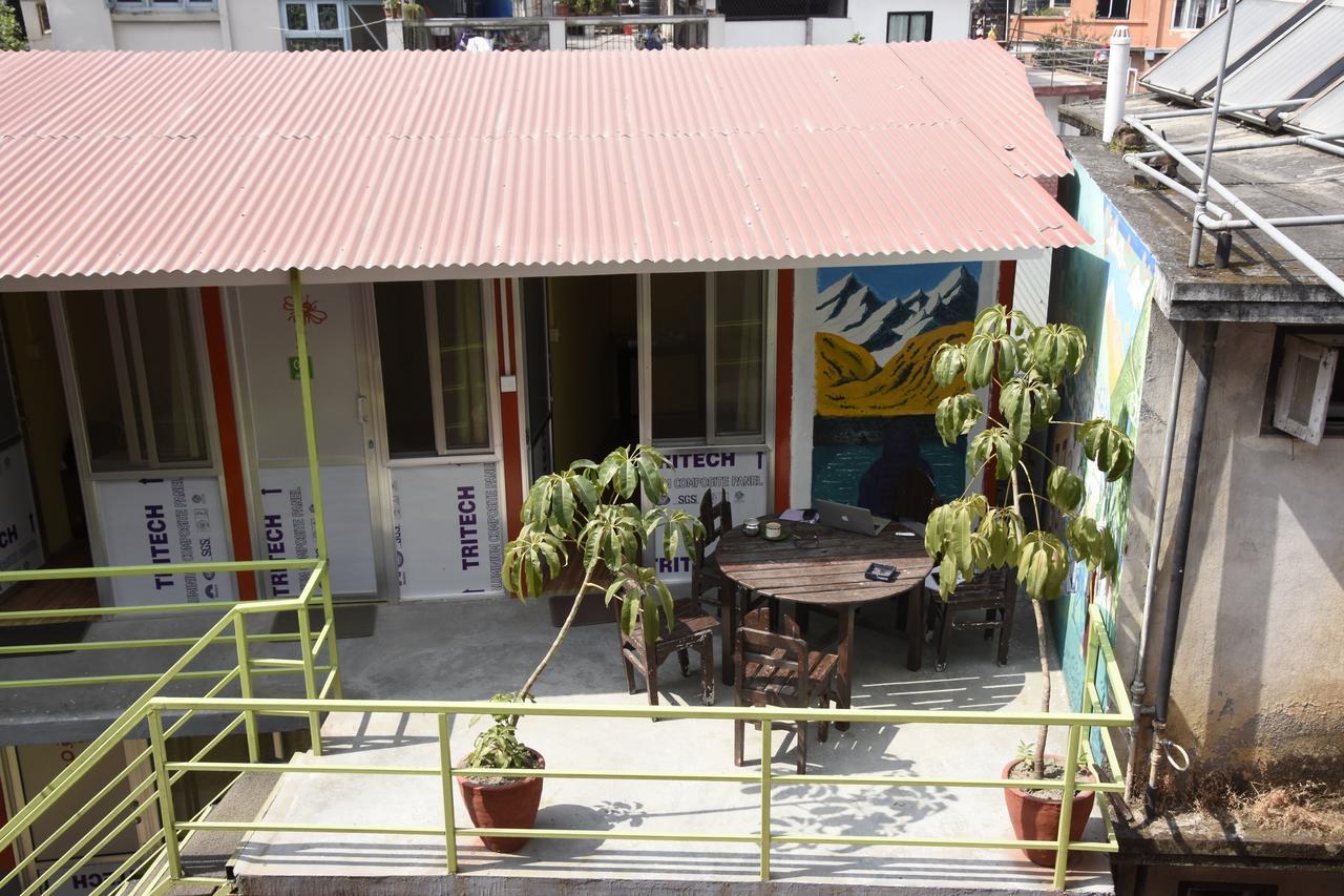 Beehive Hostel Katmandú Exterior foto